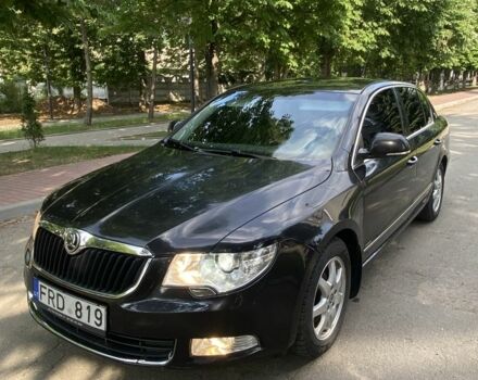 Чорний Шкода Суперб, об'ємом двигуна 2 л та пробігом 270 тис. км за 5800 $, фото 1 на Automoto.ua