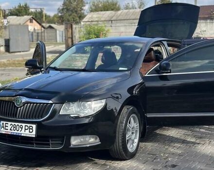 Чорний Шкода Суперб, об'ємом двигуна 1.8 л та пробігом 194 тис. км за 10600 $, фото 1 на Automoto.ua