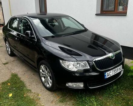Черный Шкода Суперб, объемом двигателя 1.8 л и пробегом 217 тыс. км за 9500 $, фото 1 на Automoto.ua