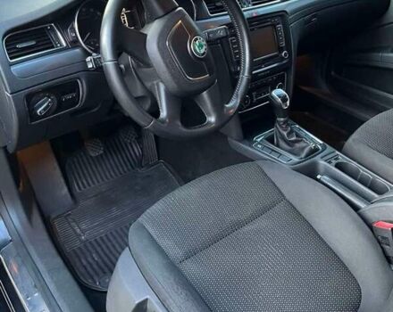 Чорний Шкода Суперб, об'ємом двигуна 1.97 л та пробігом 305 тис. км за 9500 $, фото 1 на Automoto.ua