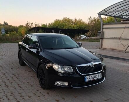 Чорний Шкода Суперб, об'ємом двигуна 2 л та пробігом 242 тис. км за 10500 $, фото 1 на Automoto.ua