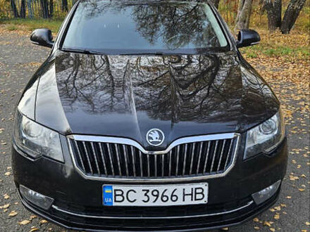 Черный Шкода Суперб, объемом двигателя 1.97 л и пробегом 294 тыс. км за 12400 $, фото 1 на Automoto.ua