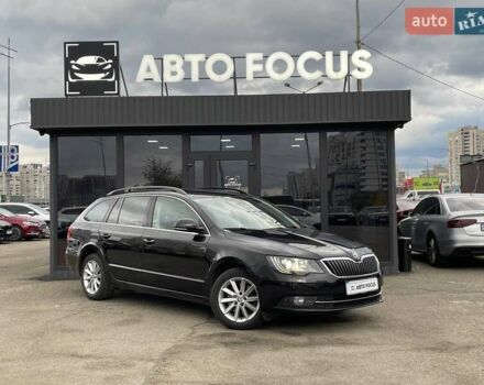 Шкода Суперб 2014 у Києві на Automoto.ua Чорний Шкода Суперб, об'ємом двигуна 1.97 л та пробігом 236 тис. км за 13990 $, фото 1 на Automoto.ua