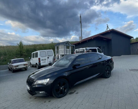 Черный Шкода Суперб, объемом двигателя 2 л и пробегом 260 тыс. км за 14900 $, фото 1 на Automoto.ua