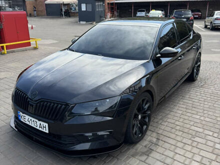 Черный Шкода Суперб, объемом двигателя 1.97 л и пробегом 300 тыс. км за 22500 $, фото 1 на Automoto.ua