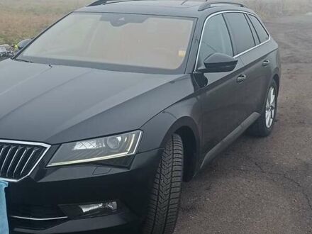 Черный Шкода Суперб, объемом двигателя 1.6 л и пробегом 262 тыс. км за 16200 $, фото 1 на Automoto.ua