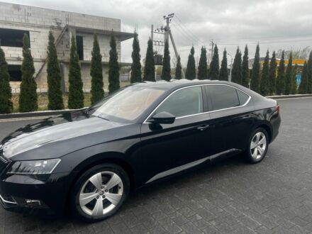 Чорний Шкода Суперб, об'ємом двигуна 2 л та пробігом 274 тис. км за 15921 $, фото 1 на Automoto.ua
