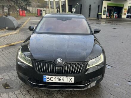Чорний Шкода Суперб, об'ємом двигуна 2 л та пробігом 280 тис. км за 17500 $, фото 1 на Automoto.ua