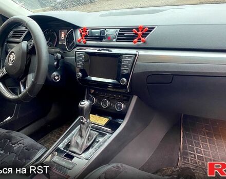 Черный Шкода Суперб, объемом двигателя 1.6 л и пробегом 294 тыс. км за 12000 $, фото 1 на Automoto.ua