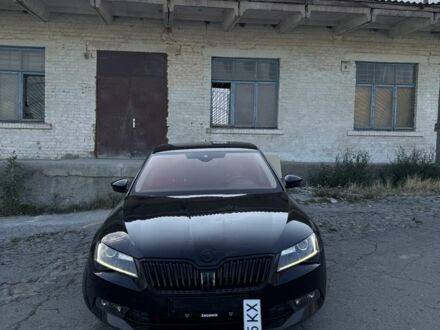 Чорний Шкода Суперб, об'ємом двигуна 2 л та пробігом 235 тис. км за 20500 $, фото 1 на Automoto.ua