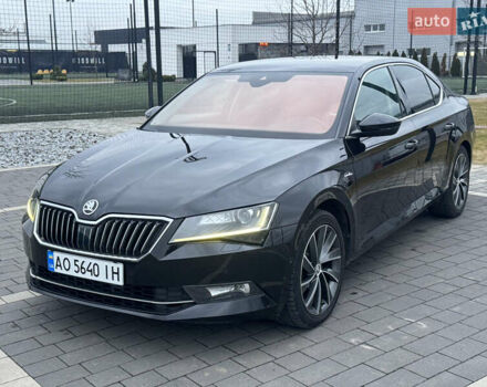 Черный Шкода Суперб, объемом двигателя 2 л и пробегом 246 тыс. км за 18500 $, фото 1 на Automoto.ua