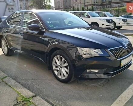 Черный Шкода Суперб, объемом двигателя 1.8 л и пробегом 190 тыс. км за 16300 $, фото 1 на Automoto.ua