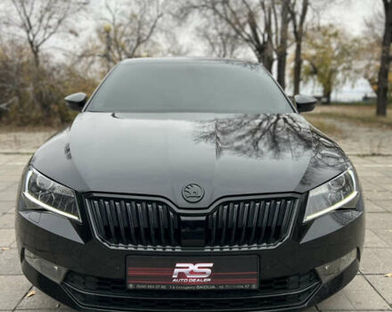 Черный Шкода Суперб, объемом двигателя 1.98 л и пробегом 174 тыс. км за 17500 $, фото 1 на Automoto.ua