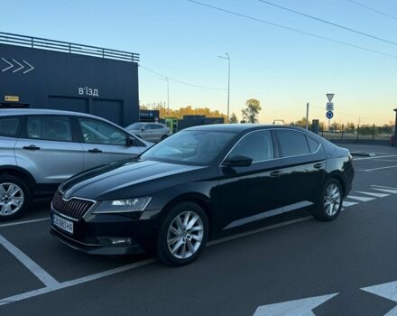 Чорний Шкода Суперб, об'ємом двигуна 2 л та пробігом 273 тис. км за 17006 $, фото 1 на Automoto.ua