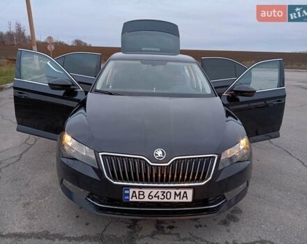 Черный Шкода Суперб, объемом двигателя 1.8 л и пробегом 131 тыс. км за 17300 $, фото 1 на Automoto.ua