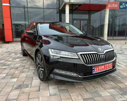 Черный Шкода Суперб, объемом двигателя 2 л и пробегом 253 тыс. км за 19900 $, фото 1 на Automoto.ua