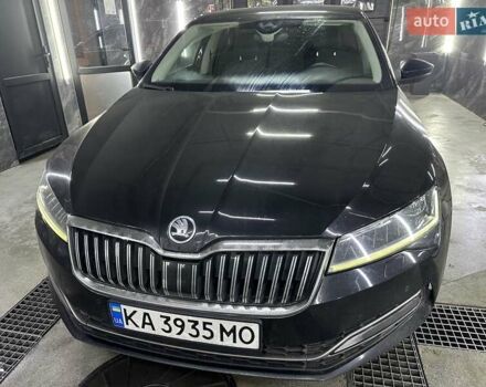 Черный Шкода Суперб, объемом двигателя 2 л и пробегом 92 тыс. км за 29800 $, фото 1 на Automoto.ua