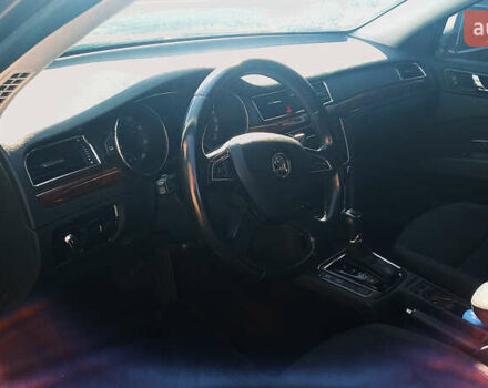 Шкода Суперб 2014 у Києві на Automoto.ua Фіолетовий Шкода Суперб, об'ємом двигуна 1.8 л та пробігом 240 тис. км за 11900 $, фото 15 на Automoto.ua