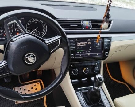 Коричневый Шкода Суперб, объемом двигателя 1.6 л и пробегом 260 тыс. км за 16000 $, фото 3 на Automoto.ua