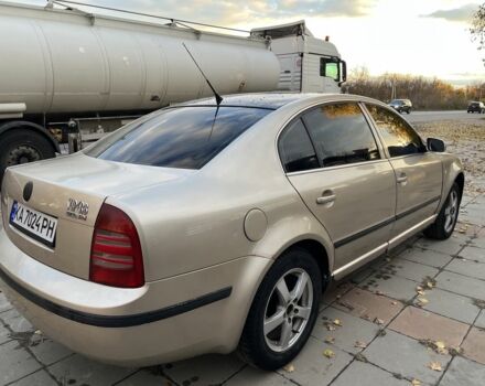 Шкода Суперб 2005 у Вишневом на Automoto.ua Коричневий Шкода Суперб, об'ємом двигуна 1.9 л та пробігом 250 тис. км за 3800 $, фото 2 на Automoto.ua