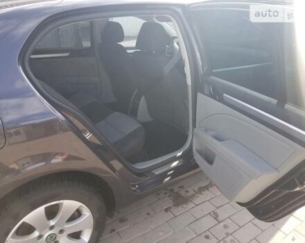Коричневий Шкода Суперб, об'ємом двигуна 2 л та пробігом 165 тис. км за 12500 $, фото 4 на Automoto.ua