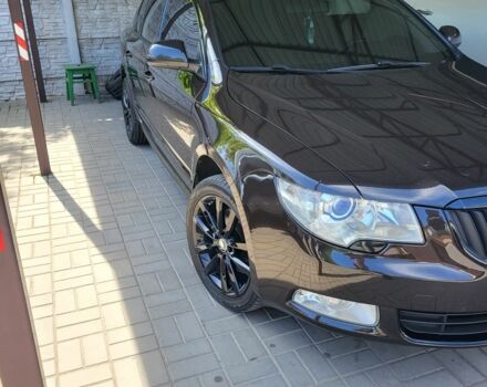 Коричневый Шкода Суперб, объемом двигателя 0 л и пробегом 290 тыс. км за 9900 $, фото 3 на Automoto.ua