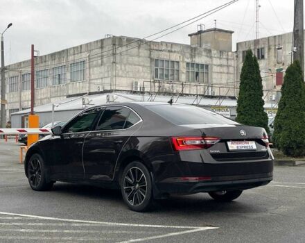 Коричневий Шкода Суперб, об'ємом двигуна 2 л та пробігом 200 тис. км за 19700 $, фото 8 на Automoto.ua
