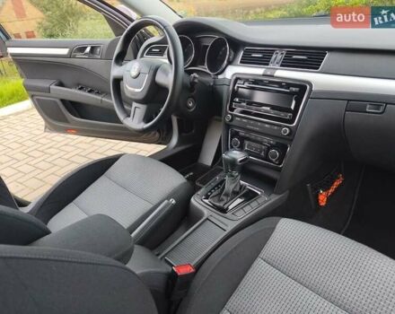 Коричневий Шкода Суперб, об'ємом двигуна 1.8 л та пробігом 230 тис. км за 7500 $, фото 24 на Automoto.ua