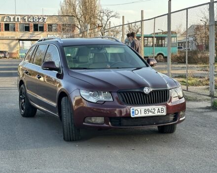 Коричневий Шкода Суперб, об'ємом двигуна 2 л та пробігом 230 тис. км за 6800 $, фото 1 на Automoto.ua
