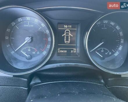 Коричневый Шкода Суперб, объемом двигателя 2 л и пробегом 221 тыс. км за 10299 $, фото 8 на Automoto.ua