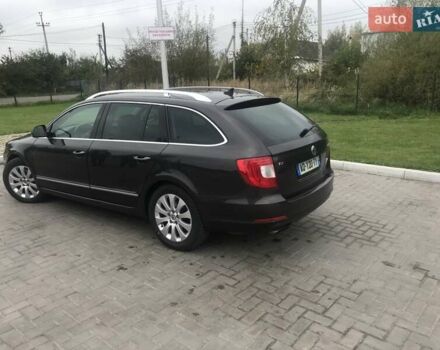 Коричневий Шкода Суперб, об'ємом двигуна 2 л та пробігом 238 тис. км за 11000 $, фото 6 на Automoto.ua