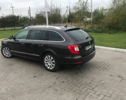 Коричневий Шкода Суперб, об'ємом двигуна 2 л та пробігом 238 тис. км за 11000 $, фото 4 на Automoto.ua