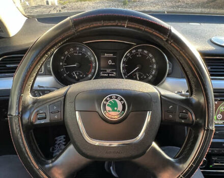 Коричневий Шкода Суперб, об'ємом двигуна 2 л та пробігом 233 тис. км за 10500 $, фото 11 на Automoto.ua