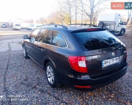 Коричневый Шкода Суперб, объемом двигателя 2 л и пробегом 329 тыс. км за 9700 $, фото 4 на Automoto.ua