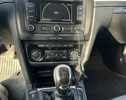 Коричневый Шкода Суперб, объемом двигателя 1.97 л и пробегом 315 тыс. км за 10800 $, фото 15 на Automoto.ua