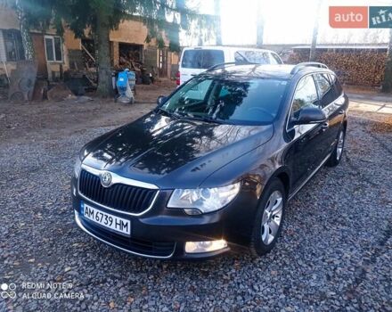 Коричневый Шкода Суперб, объемом двигателя 2 л и пробегом 329 тыс. км за 9700 $, фото 1 на Automoto.ua