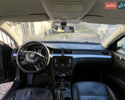 Коричневий Шкода Суперб, об'ємом двигуна 2 л та пробігом 233 тис. км за 10500 $, фото 6 на Automoto.ua