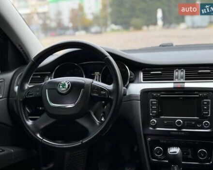 Коричневий Шкода Суперб, об'ємом двигуна 1.6 л та пробігом 280 тис. км за 8300 $, фото 61 на Automoto.ua