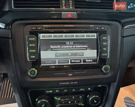 Коричневый Шкода Суперб, объемом двигателя 2 л и пробегом 240 тыс. км за 13200 $, фото 49 на Automoto.ua