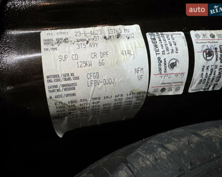 Коричневый Шкода Суперб, объемом двигателя 2 л и пробегом 240 тыс. км за 13200 $, фото 72 на Automoto.ua