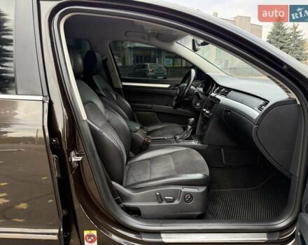 Коричневий Шкода Суперб, об'ємом двигуна 1.6 л та пробігом 280 тис. км за 8300 $, фото 35 на Automoto.ua