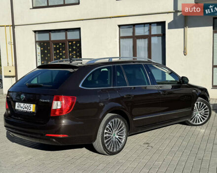 Коричневый Шкода Суперб, объемом двигателя 2 л и пробегом 240 тыс. км за 13200 $, фото 6 на Automoto.ua