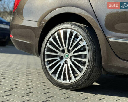 Коричневый Шкода Суперб, объемом двигателя 2 л и пробегом 240 тыс. км за 13200 $, фото 11 на Automoto.ua