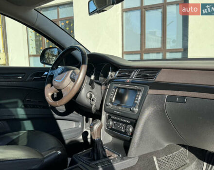 Коричневый Шкода Суперб, объемом двигателя 2 л и пробегом 240 тыс. км за 13200 $, фото 29 на Automoto.ua