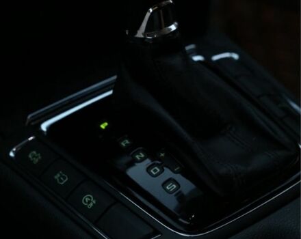 Коричневый Шкода Суперб, объемом двигателя 2 л и пробегом 270 тыс. км за 13500 $, фото 19 на Automoto.ua