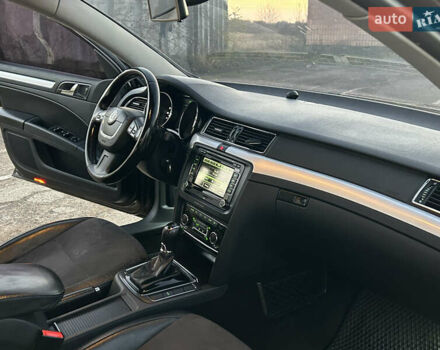 Коричневый Шкода Суперб, объемом двигателя 2 л и пробегом 307 тыс. км за 10900 $, фото 10 на Automoto.ua