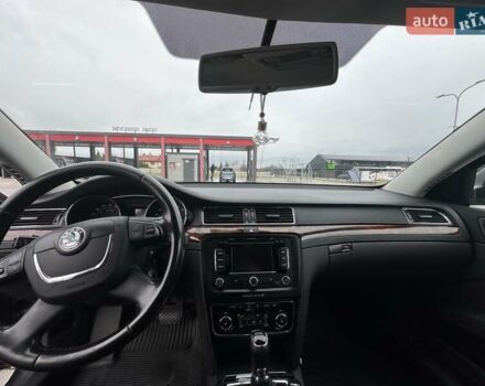 Коричневий Шкода Суперб, об'ємом двигуна 2 л та пробігом 305 тис. км за 12000 $, фото 5 на Automoto.ua