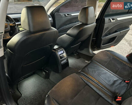 Коричневый Шкода Суперб, объемом двигателя 2 л и пробегом 307 тыс. км за 10900 $, фото 13 на Automoto.ua