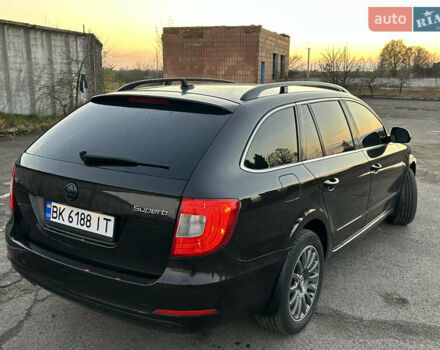 Коричневый Шкода Суперб, объемом двигателя 2 л и пробегом 307 тыс. км за 10900 $, фото 4 на Automoto.ua