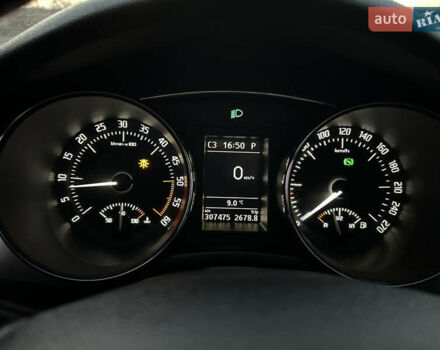 Коричневый Шкода Суперб, объемом двигателя 2 л и пробегом 307 тыс. км за 10900 $, фото 23 на Automoto.ua